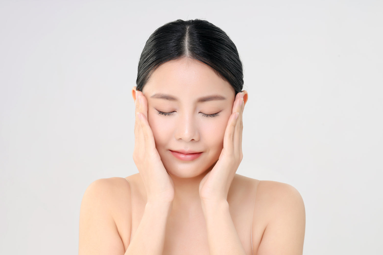 Korean Skincare Routines for Every Skin Type: From Sensitive to Aging Skin